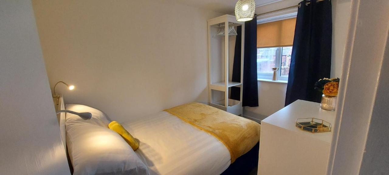 The Tackeroo Suite Hednesford Exteriör bild